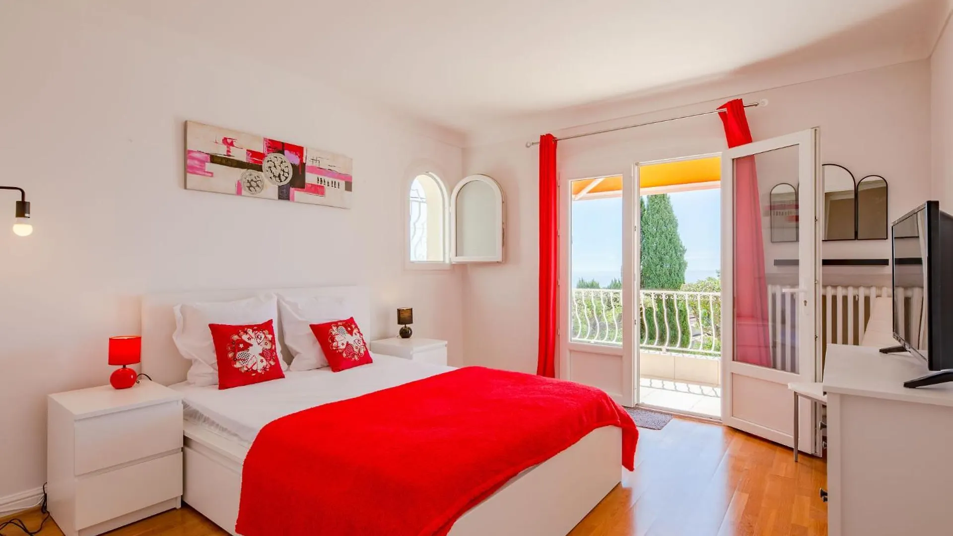 Apartment Le Forum De La Mer-2 By Interhome Saint Aygulf